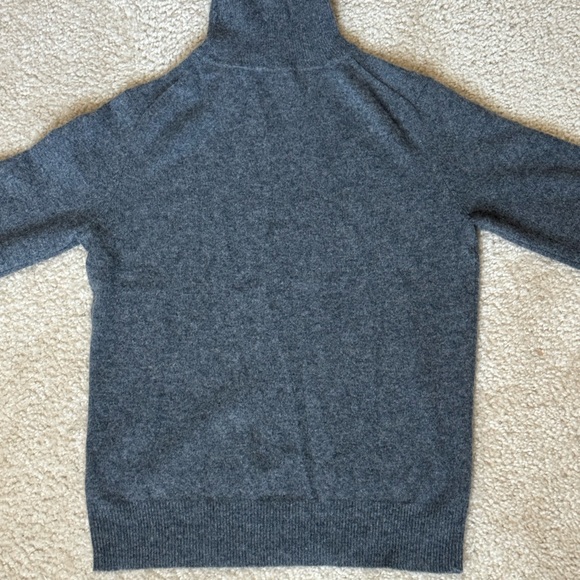 Lord & Taylor Cashmere Turtleneck - Picture 2 of 3